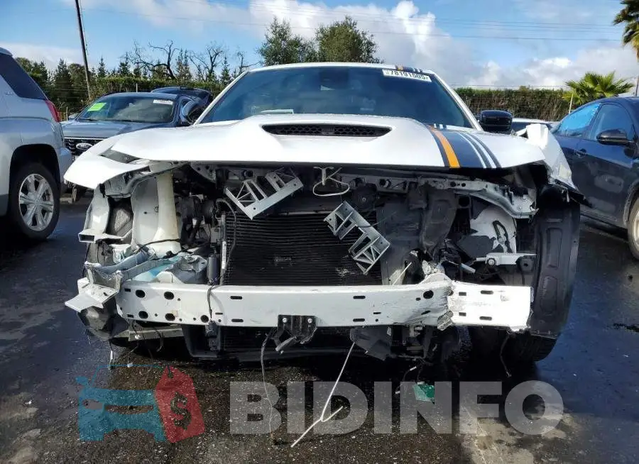 2C3CDXHG7PH560183 Photo# 5