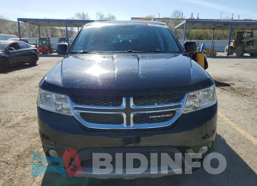3C4PDCBG4HT571553 Photo# 5