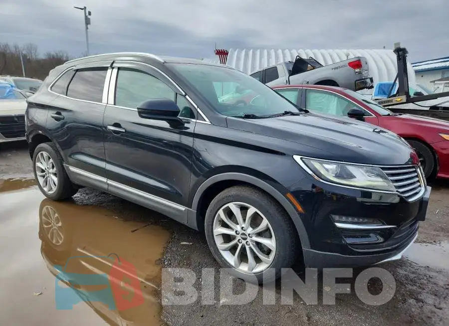 5LMCJ2D93HUL32154 Photo# 4