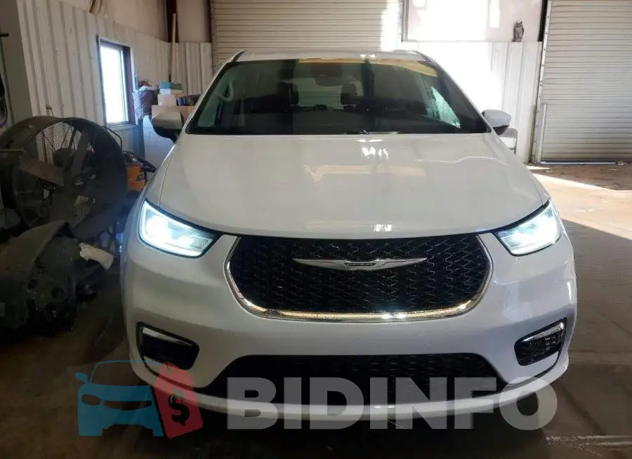 2C4RC1BGXPR524335 Photo# 5