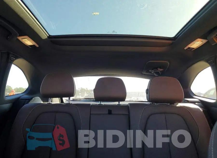 WBXJG7C08M5S76250 Photo# 10
