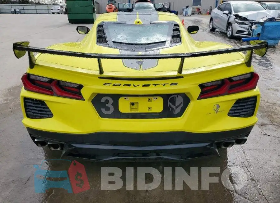 1G1YC2D43N5100132 Photo# 6