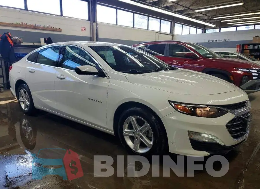 1G1ZD5ST2RF215902 Photo# 4