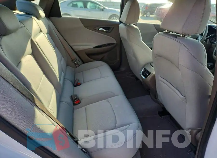 1G1ZD5ST9SF104592 Photo# 10