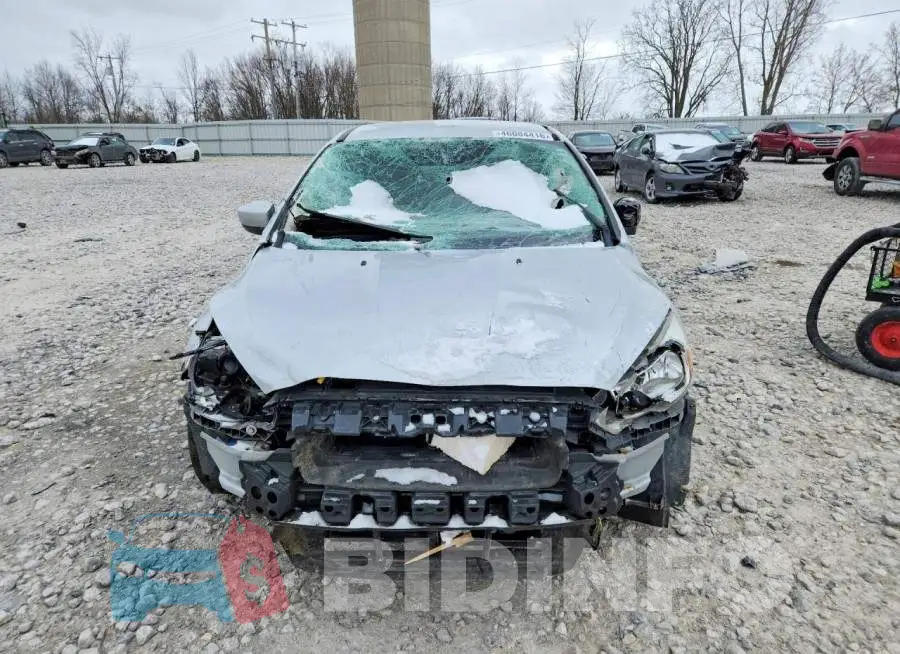 1FADP3F24JL280390 Photo# 5