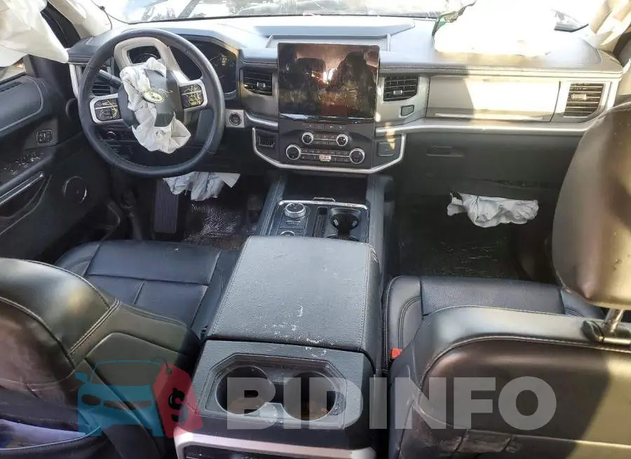 1FMJU1J8XREB06163 Photo# 8