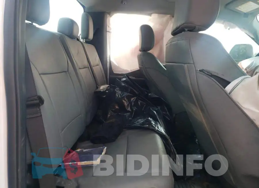 1FT7X2BA3PED52286 Photo# 10