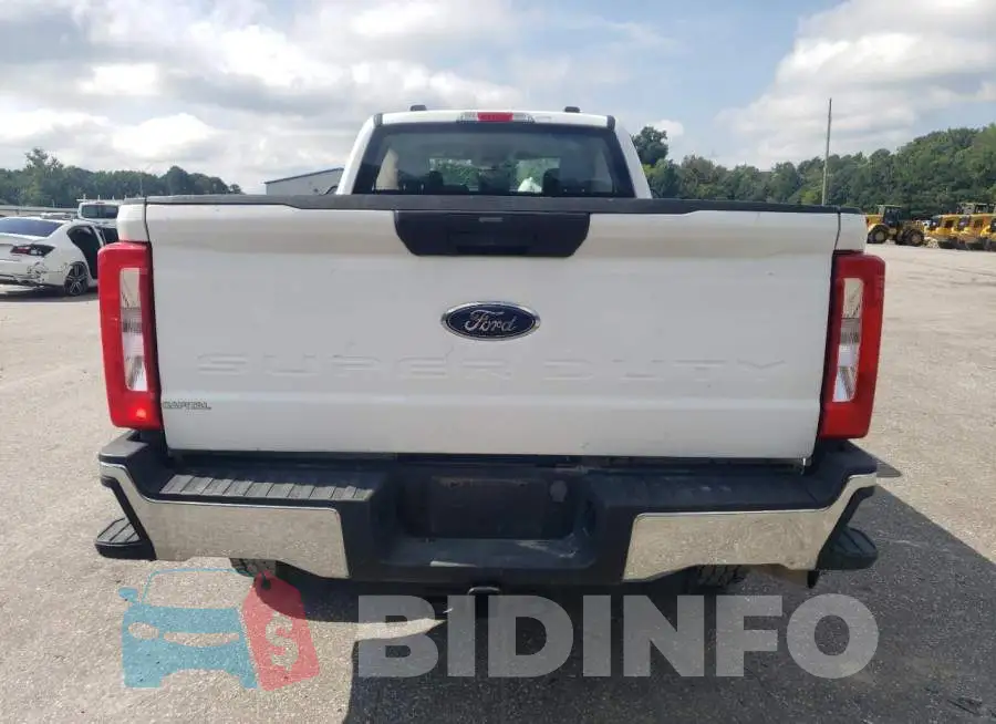1FT7X2BA3PED52286 Photo# 6