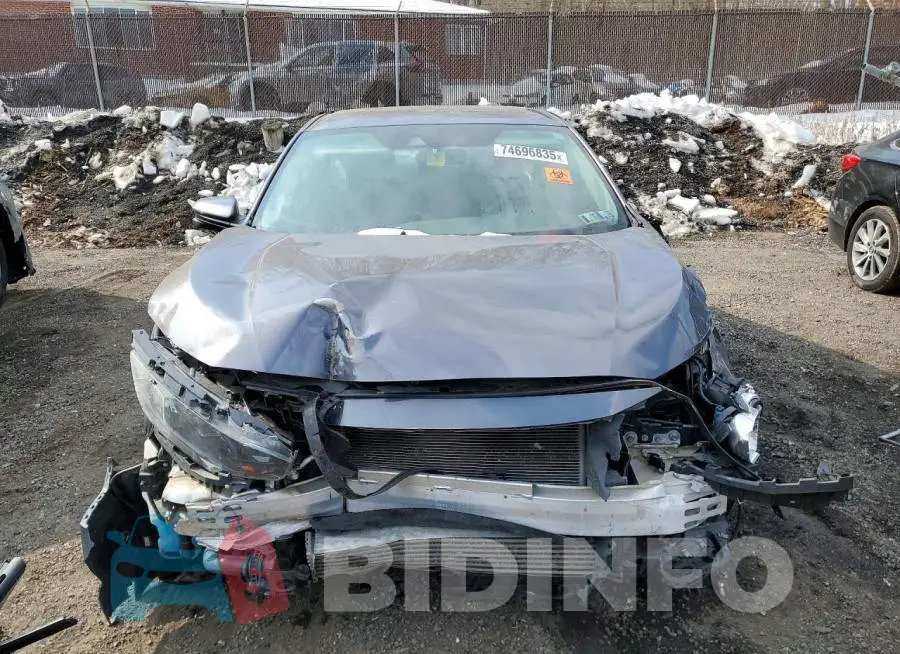 19XFC1F34LE206555 Photo# 5