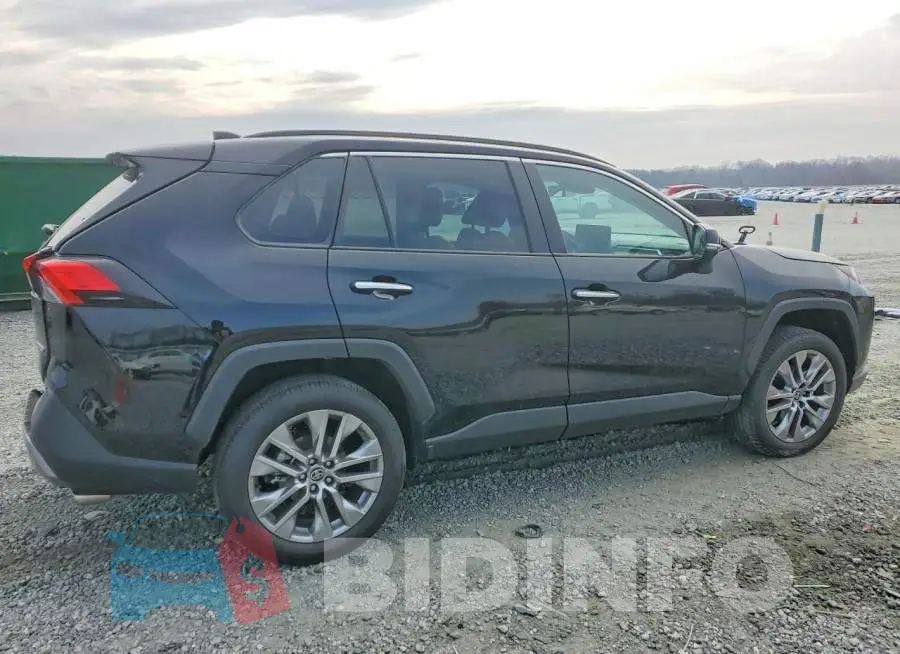 2T3Y1RFV2PW292425 Photo# 3