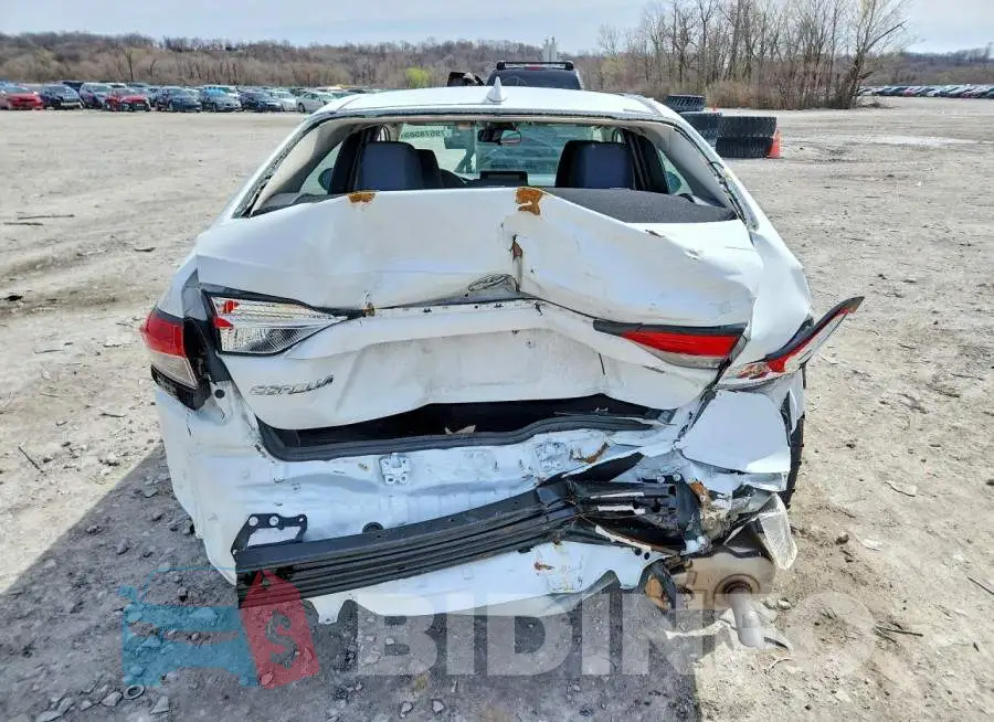 5YFB4MDE8RP081729 Photo# 6