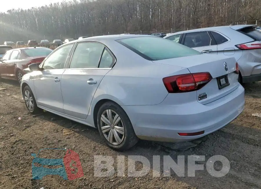 3VW2B7AJ0HM274890 Photo# 2