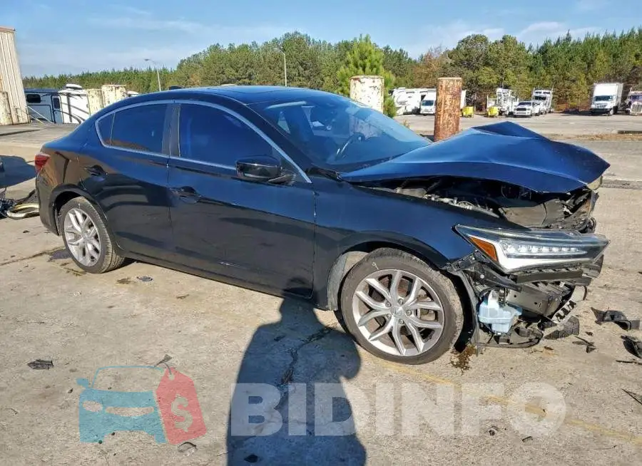 19UDE2F35KA001806 Photo# 4