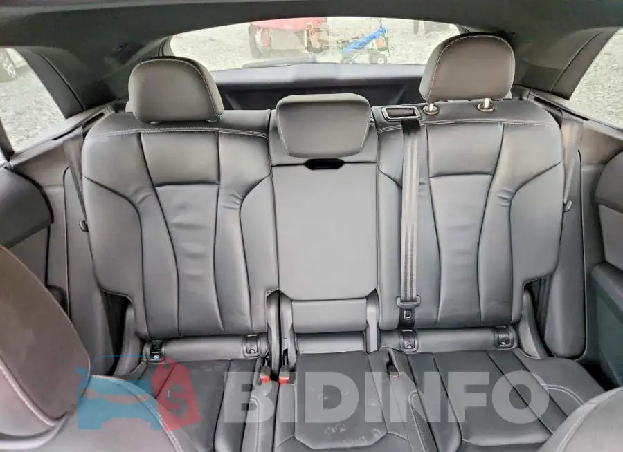 WA1AVAF15KD027096 Photo# 10