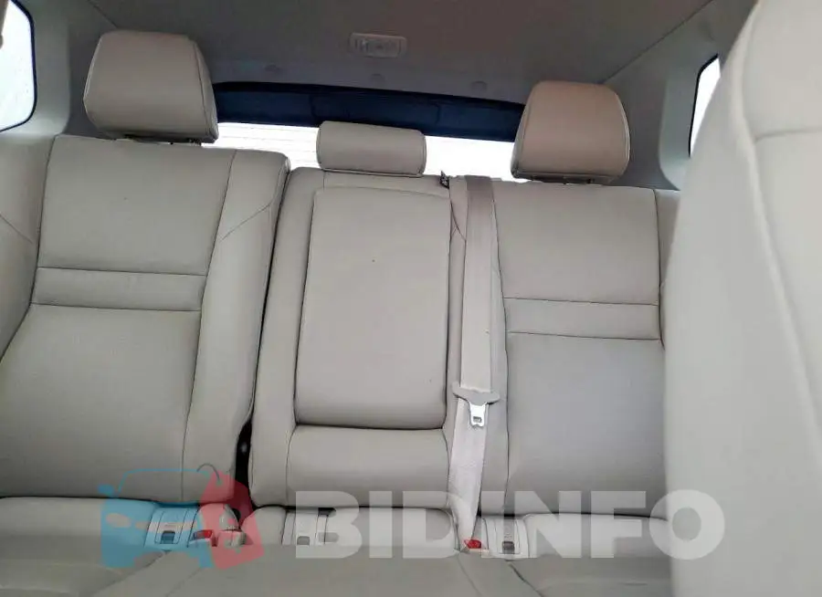 5N1BT3BA2PC781115 Photo# 10