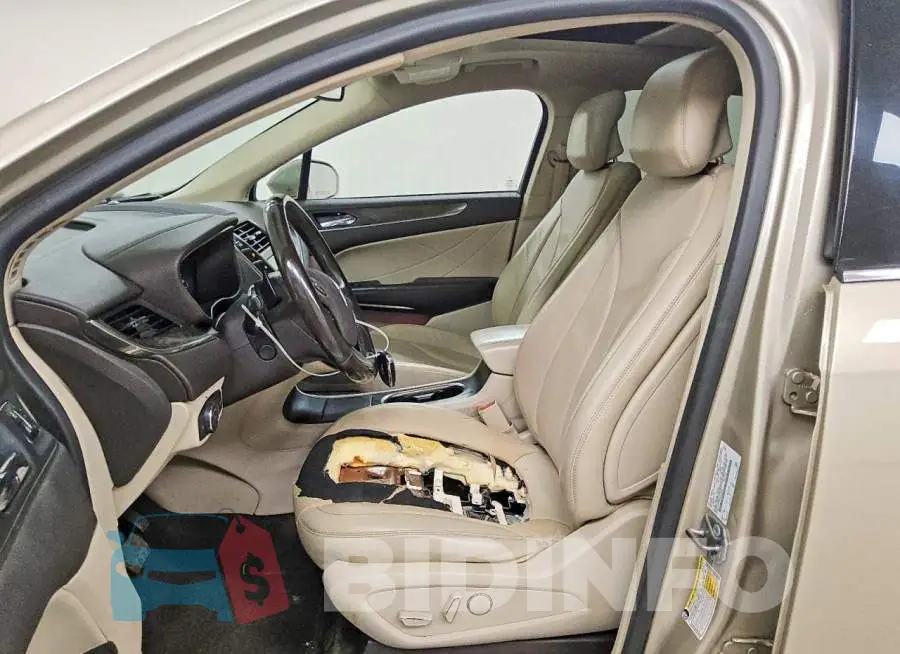 5LMCJ3C9XHUL47502 Photo# 7