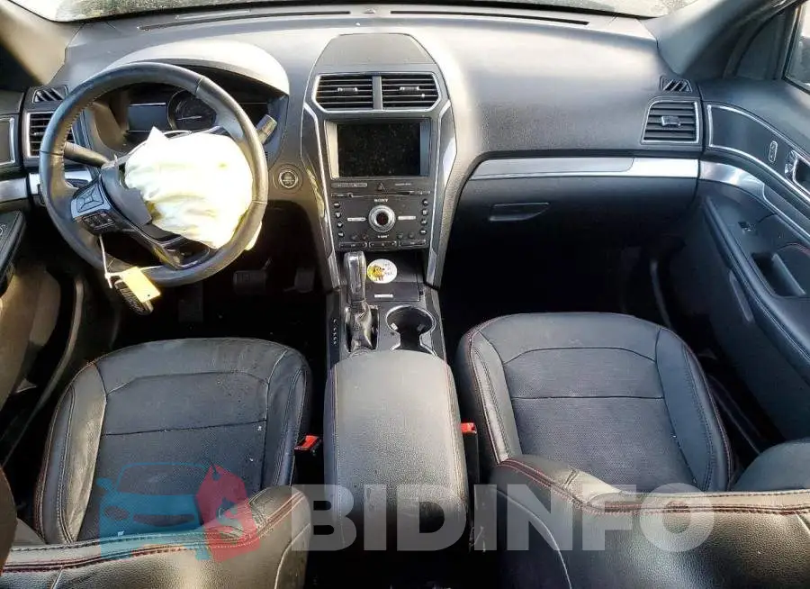 1FM5K8GT5JGB99887 Photo# 8