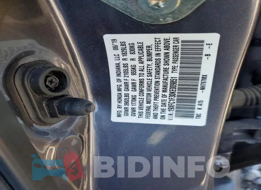 19XFC1F30KE009851 Photo# 12