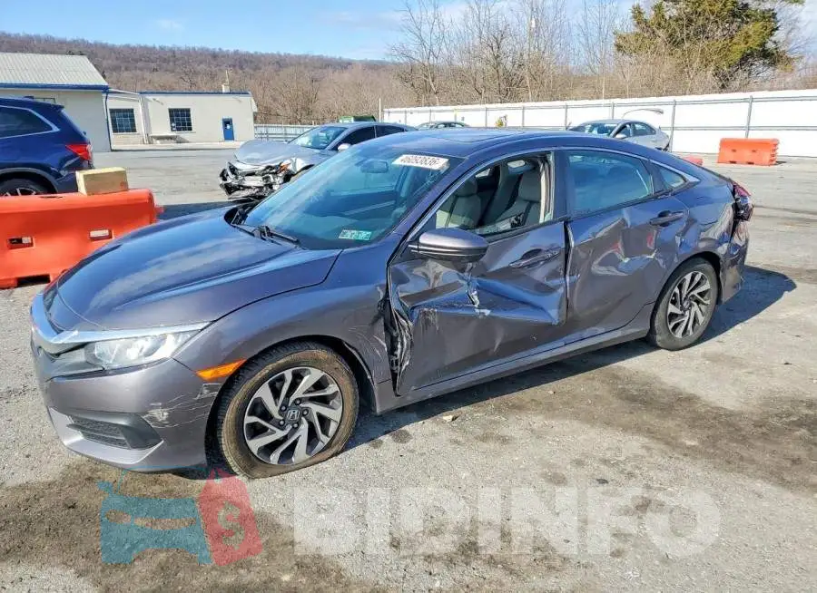 19XFC2F73HE226537 Photo# 1