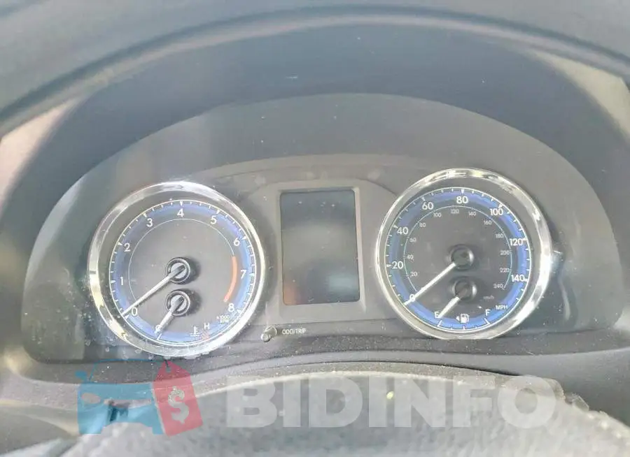 2T1BURHE9JC964959 Photo# 9