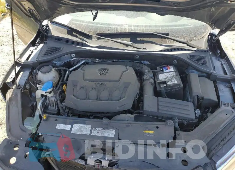 1VWCA7A32LC003994 Photo# 11