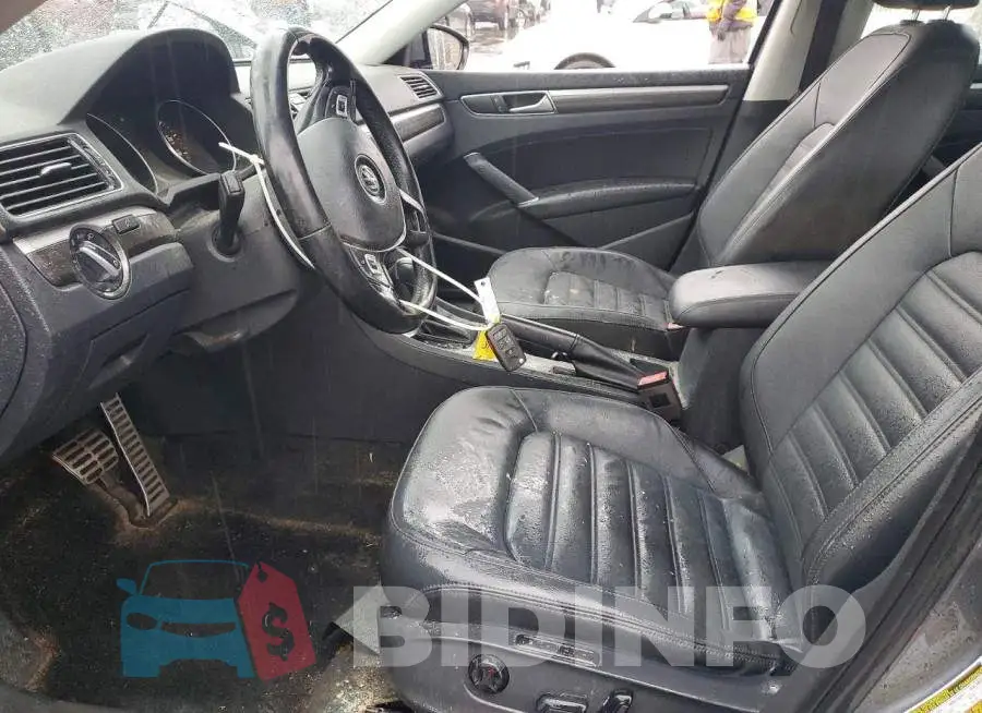 1VWCA7A38JC050279 Photo# 7