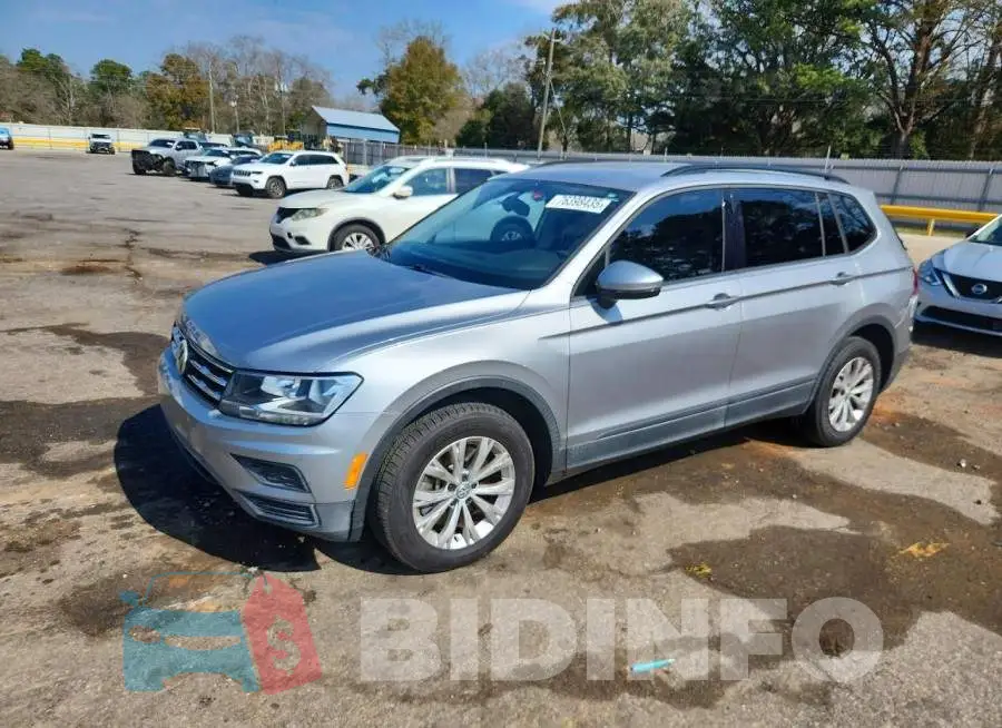 3VV1B7AX2KM082639 Photo# 1