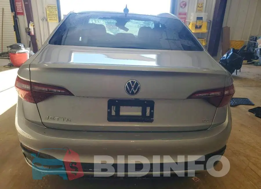3VW7M7BU0RM051274 Photo# 6