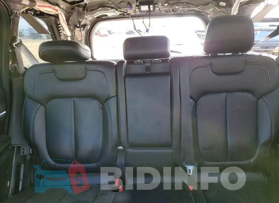 1C4RJYD65N8717536 Photo# 10