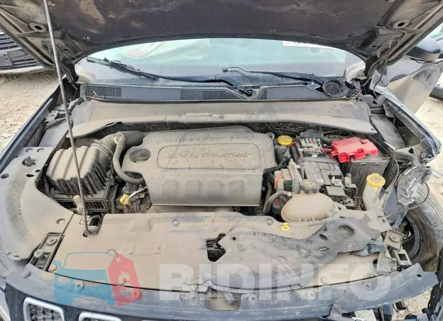 3C4NJDCB2MT590086 Photo# 11
