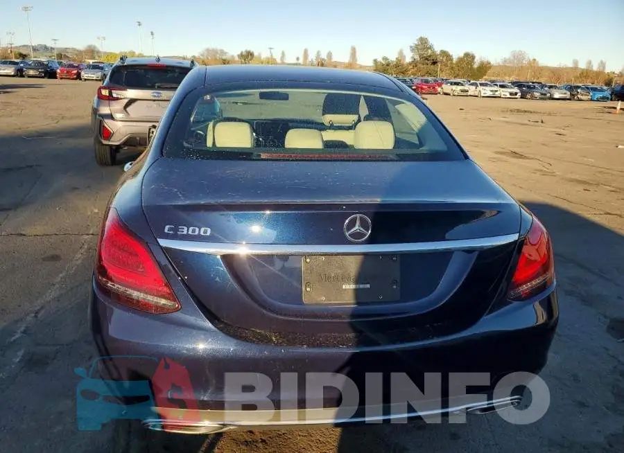 WDDWF8DB2LR557632 Photo# 6