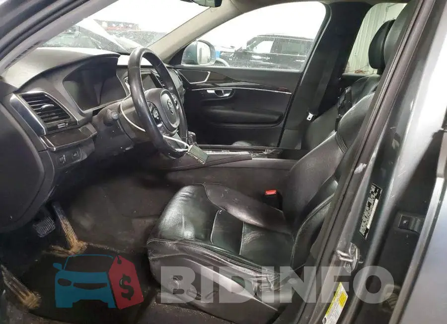 YV4A22PK0J1322695 Photo# 7