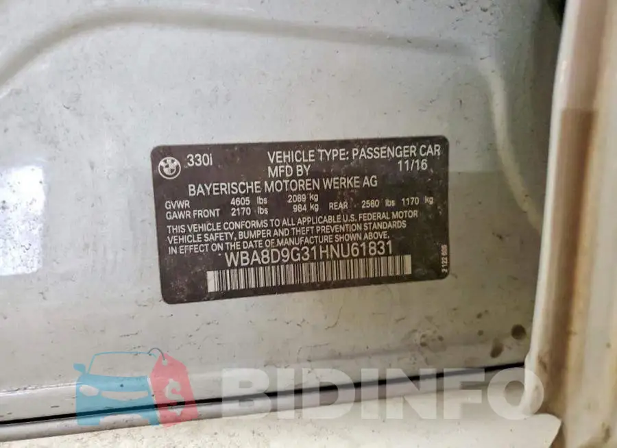 WBA8D9G31HNU61831 Photo# 12