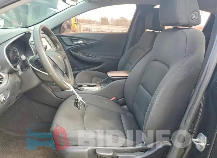 1G1ZB5ST0HF134126 Photo# 7