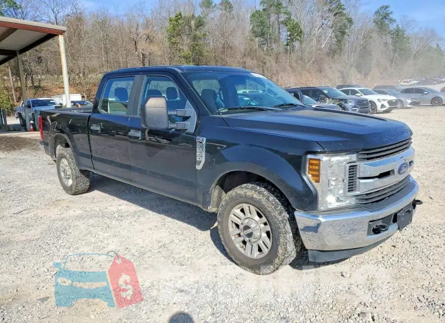 1FT7W2A67JEB83932 Photo# 4