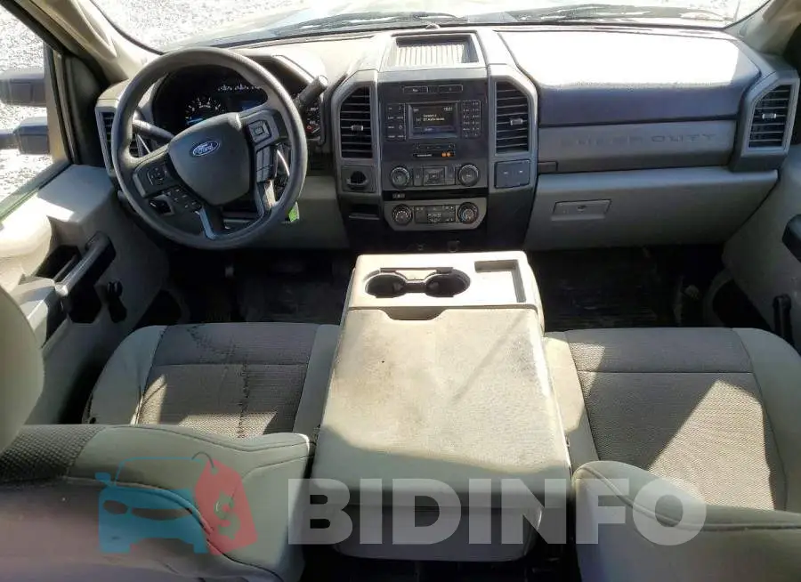 1FT7W2A67JEB83932 Photo# 8