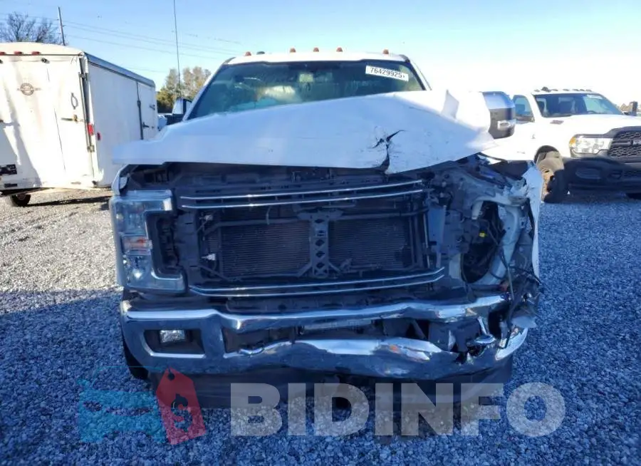 1FT8W3DT4JEB69708 Photo# 5