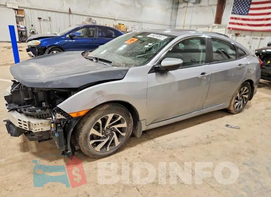 19XFC2F71HE017250 Photo# 1