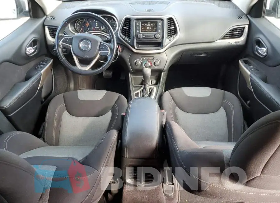 1C4PJLCB1JD620408 Photo# 8
