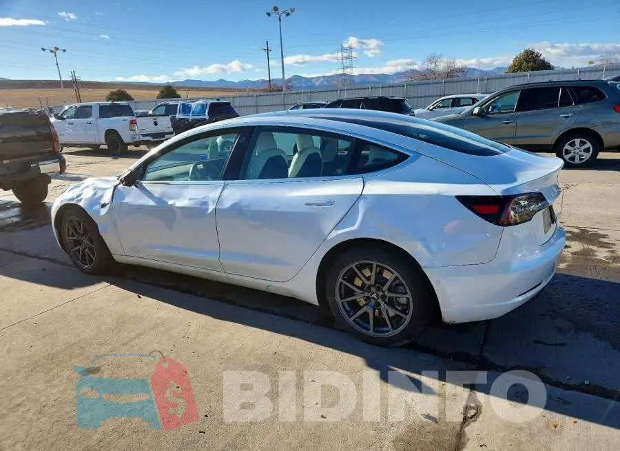 5YJ3E1EB9LF795862 Photo# 2