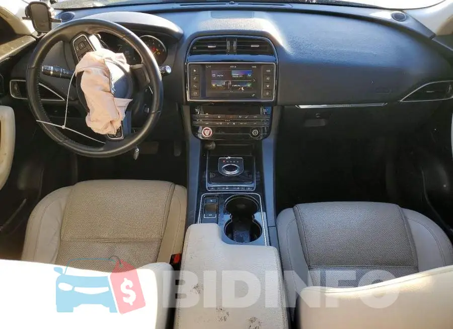 SADCK2BV3HA068640 Photo# 8