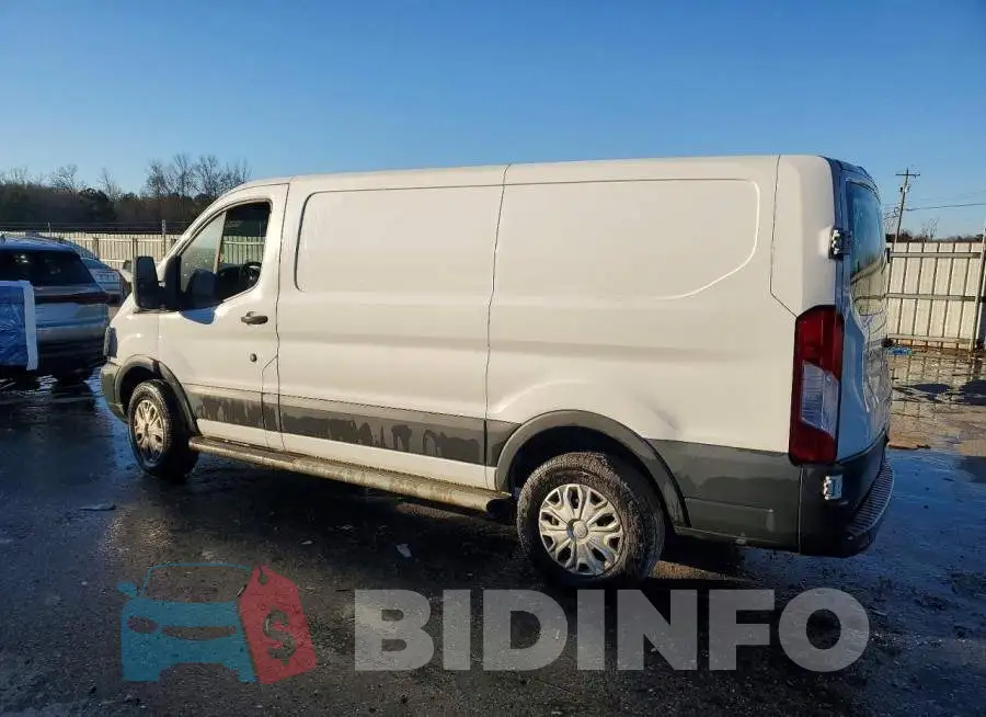 1FTYR1ZM4JKB17896 Photo# 2