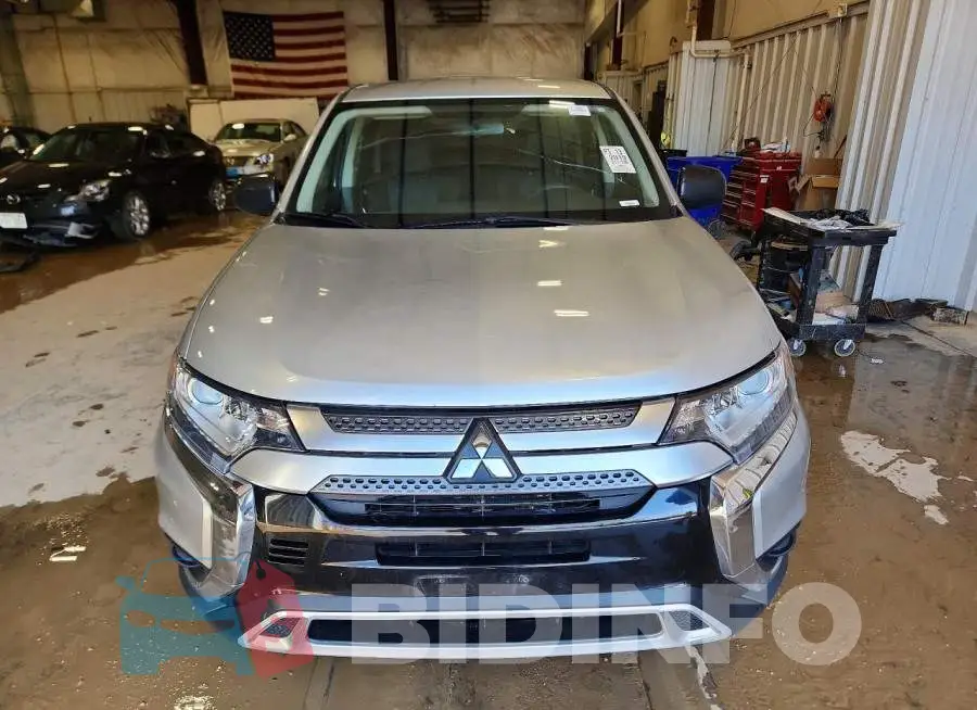 JA4AD2A34KZ053323 Photo# 5