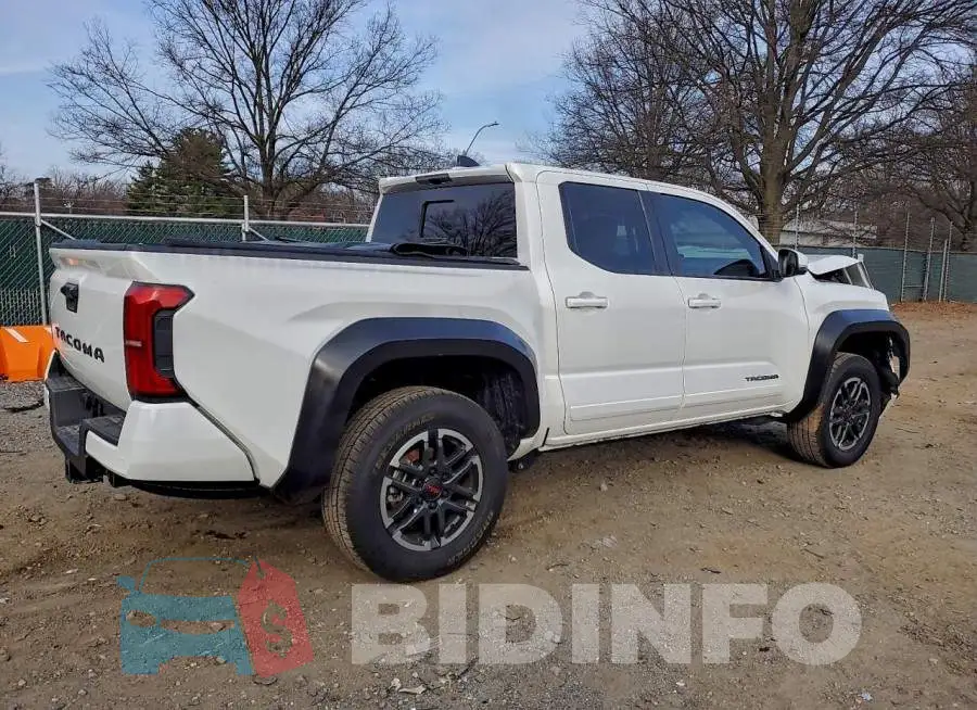 3TMLB5JN5RM008250 Photo# 3