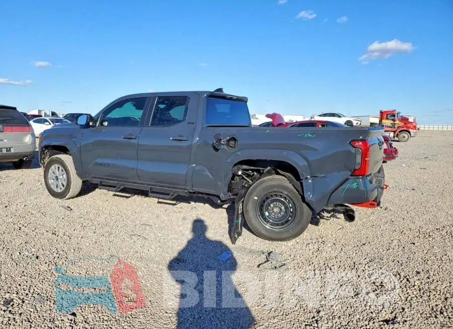 3TYLB5JN5ST096422 Photo# 2