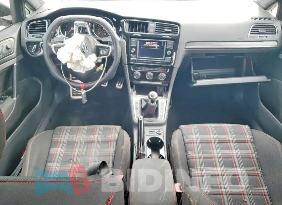 3VW5T7AU9KM004164 Photo# 8