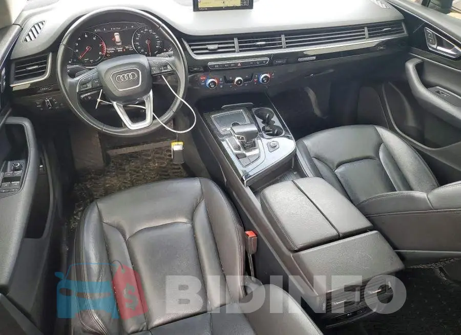 WA1AHAF71HD042893 Photo# 8