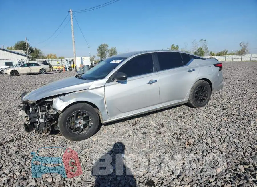 1N4BL4BV0KC125670 Photo# 1