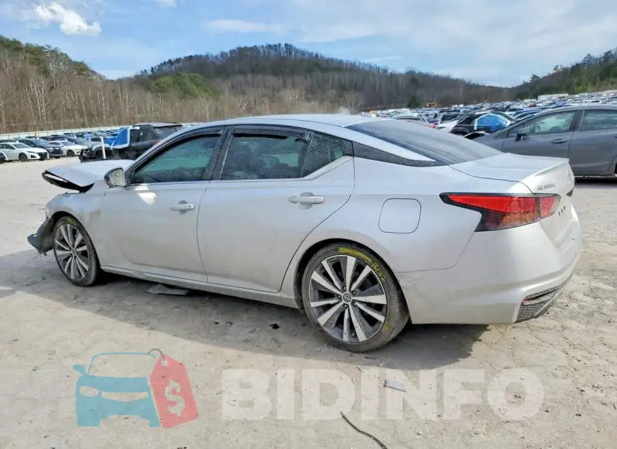 1N4BL4CV3KC150285 Photo# 2