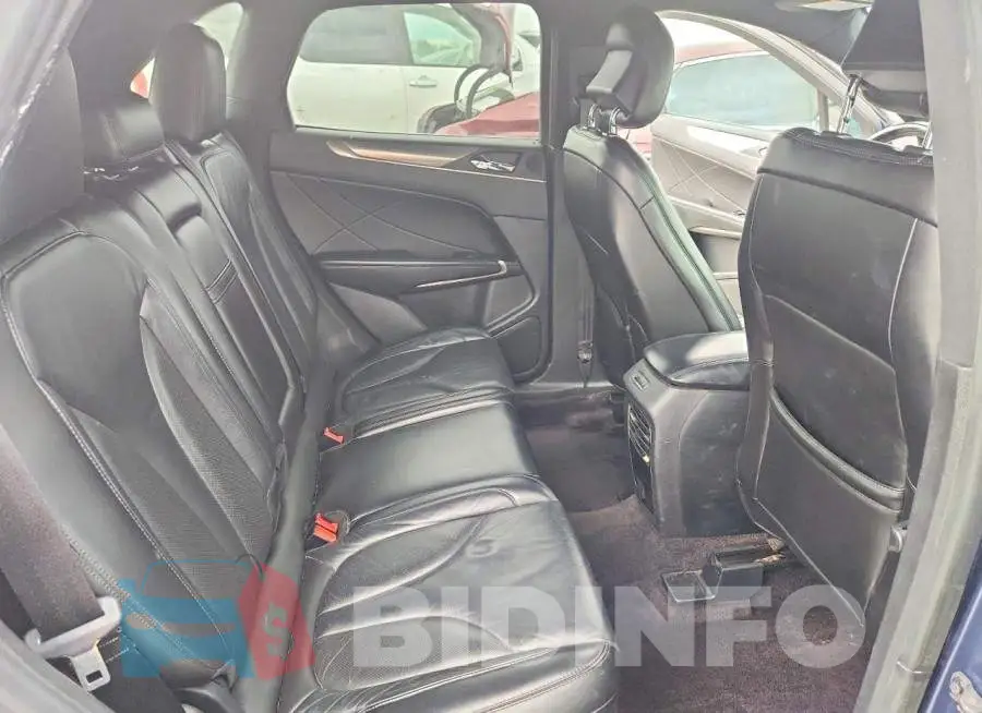 5LMCJ2D94JUL03087 Photo# 11